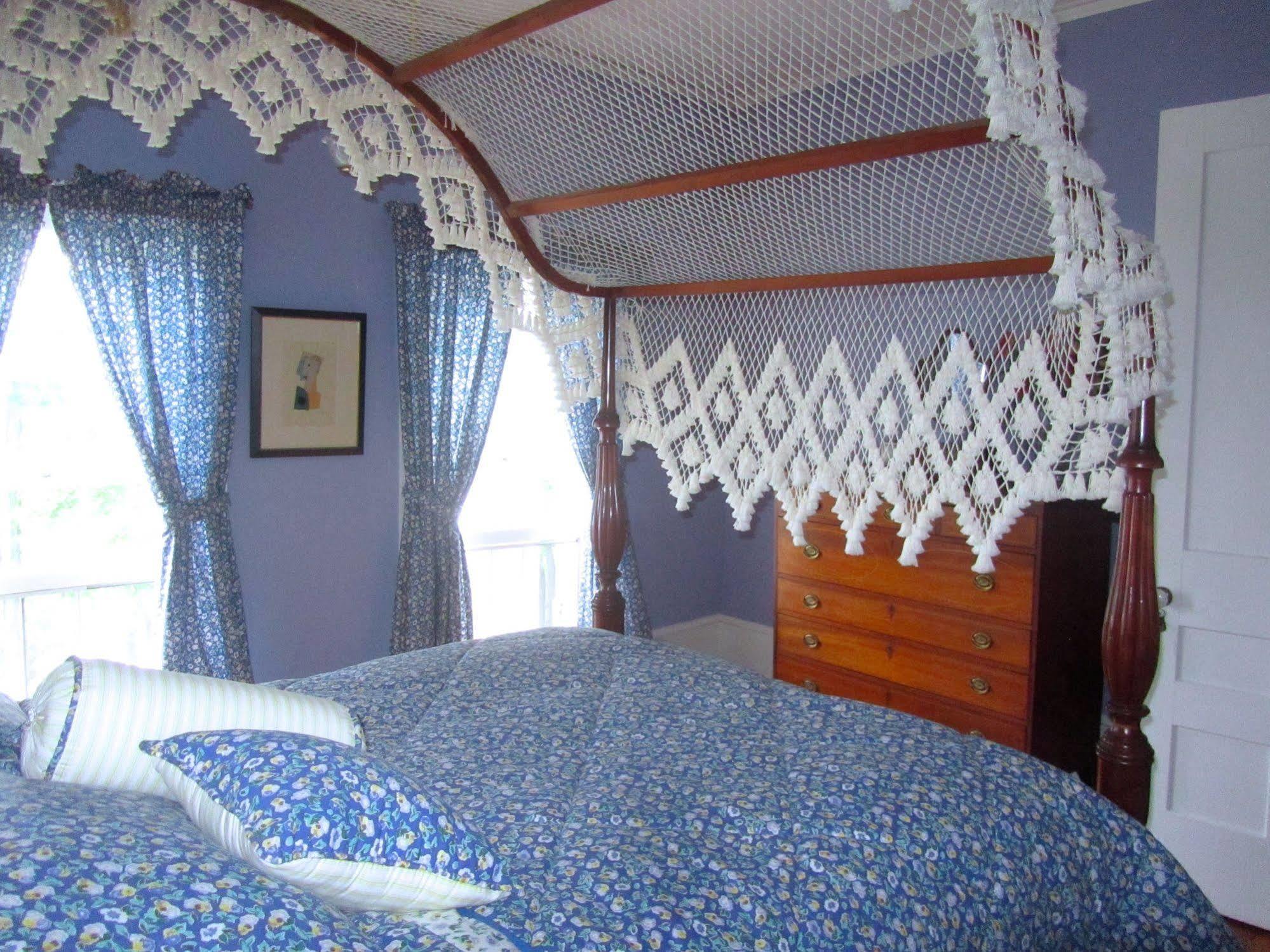 Oakcliff Bed And Breakfast Halfmoon エクステリア 写真