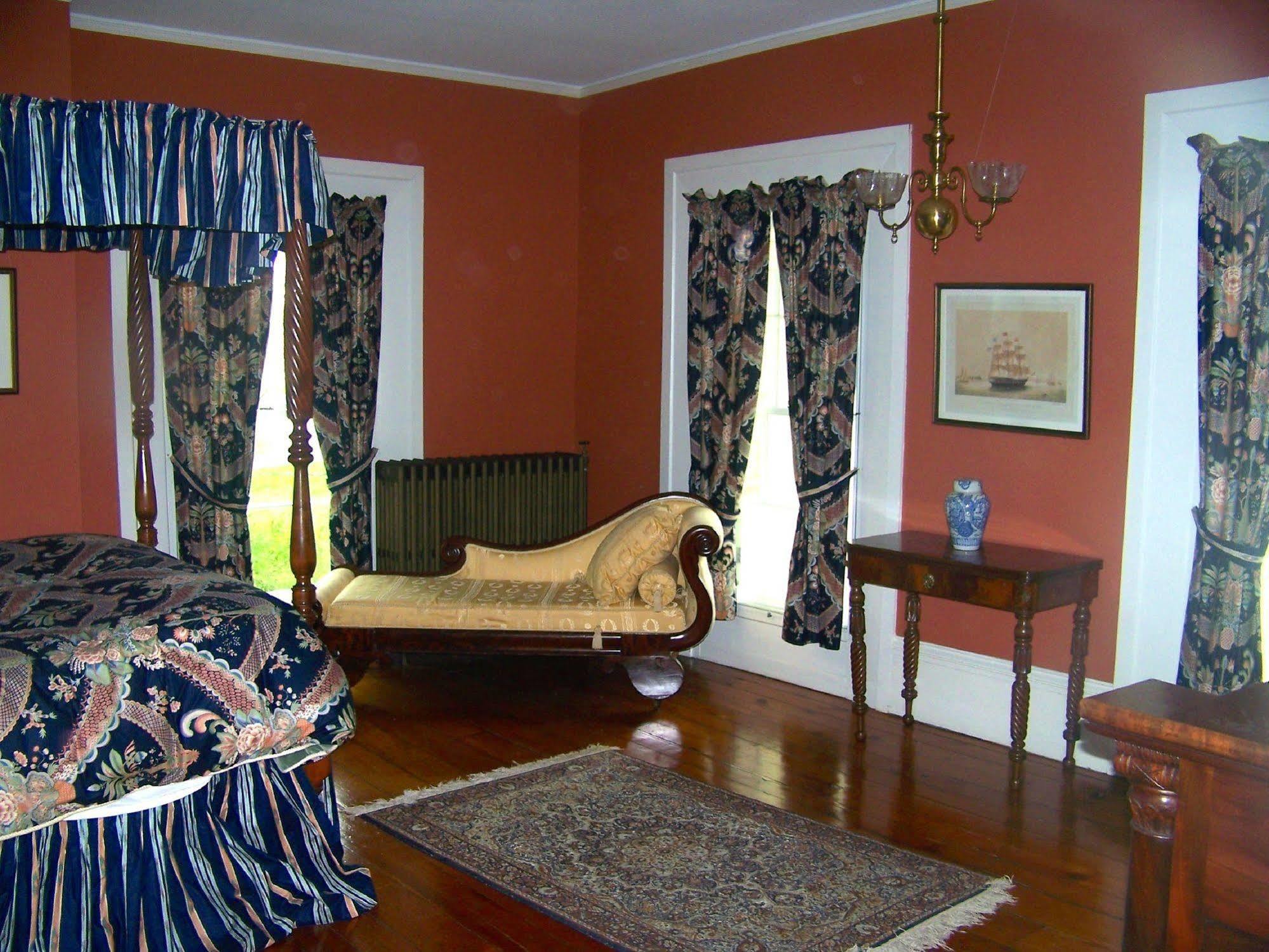 Oakcliff Bed And Breakfast Halfmoon エクステリア 写真