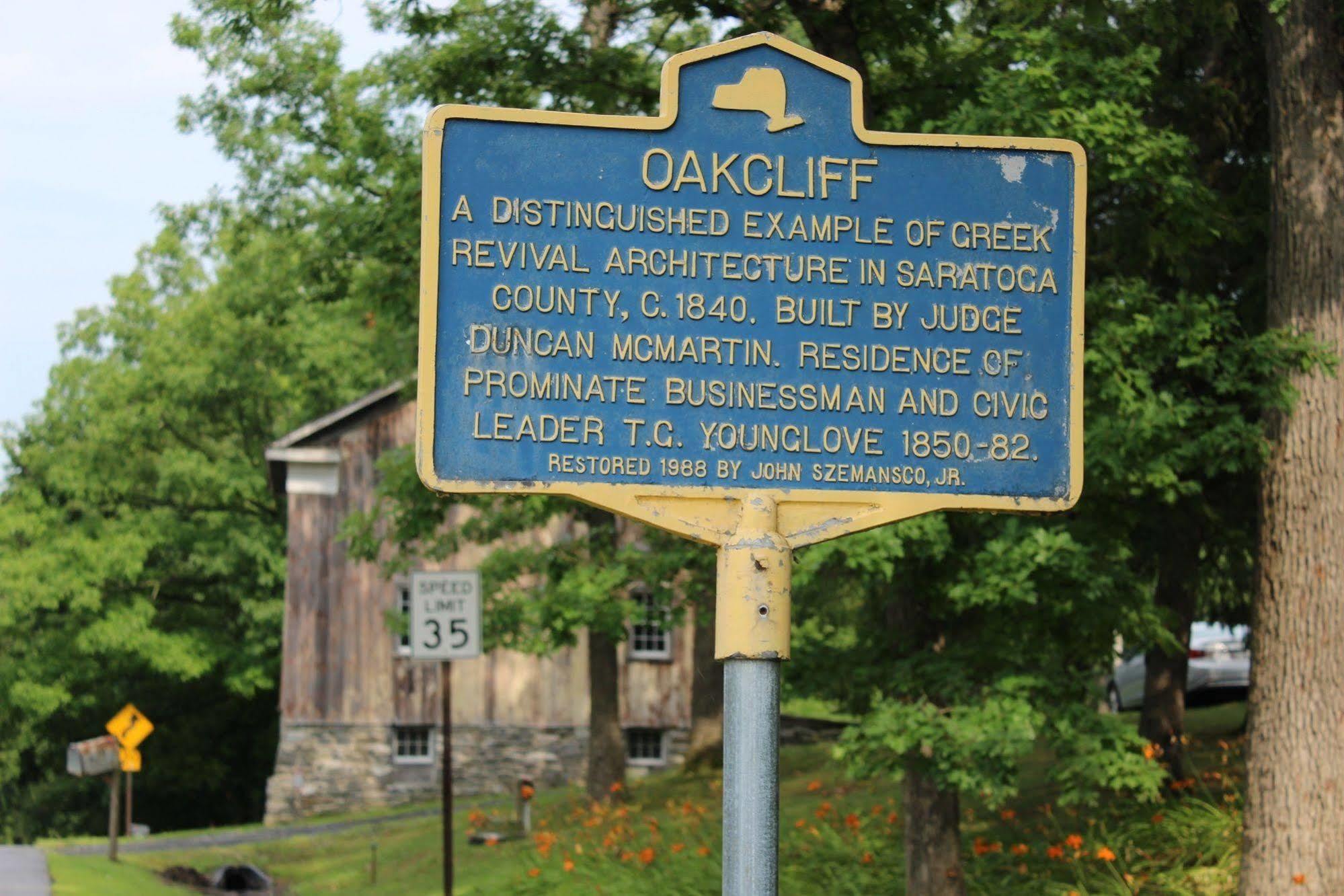 Oakcliff Bed And Breakfast Halfmoon エクステリア 写真
