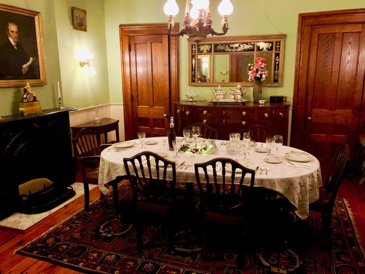 Oakcliff Bed And Breakfast Halfmoon エクステリア 写真